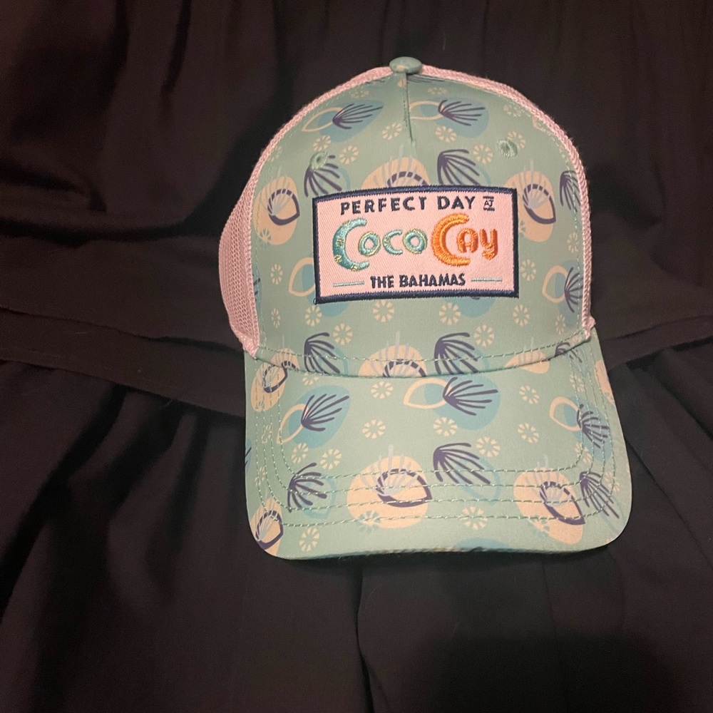Coco Cay/Royal Caribbean baseball cap NWT